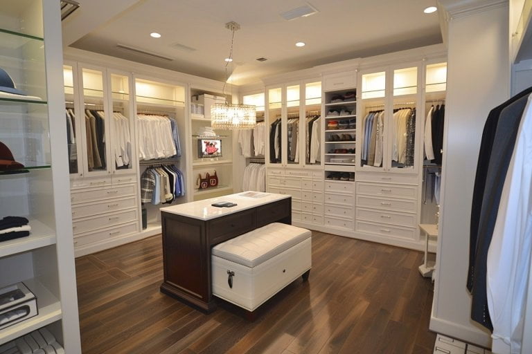 Walk-In-Closets-White-Bienal-Slider-Image-Inspiration-12