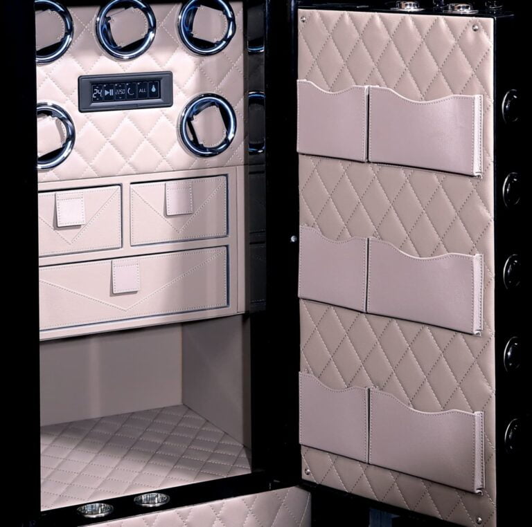 SAFE BOXES