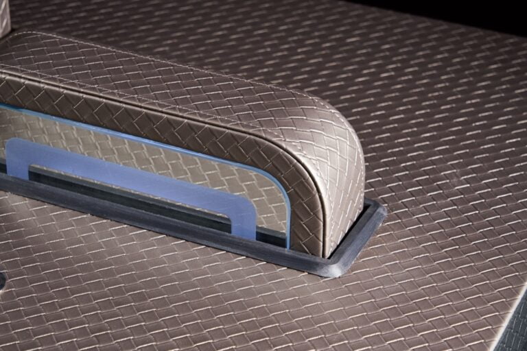 Arc-shaped Intelligent Island Platform