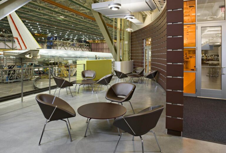 Airport-Lounge