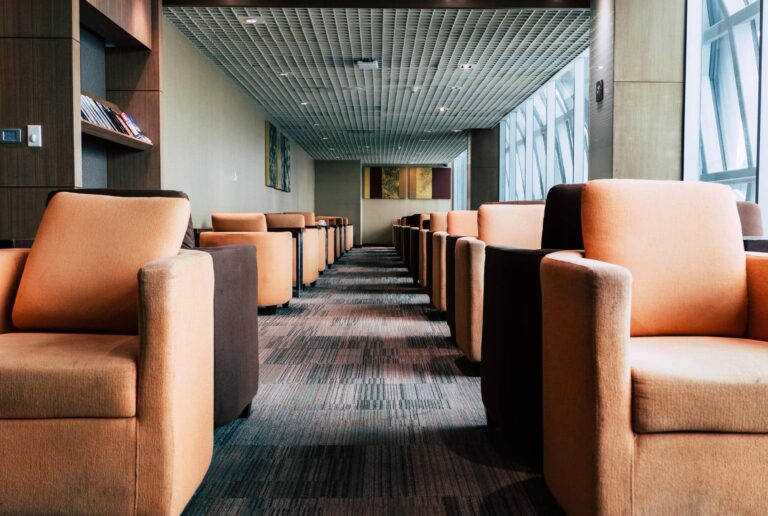 Airport-Lounge