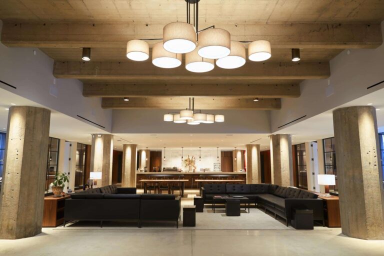 Airport-Lounge