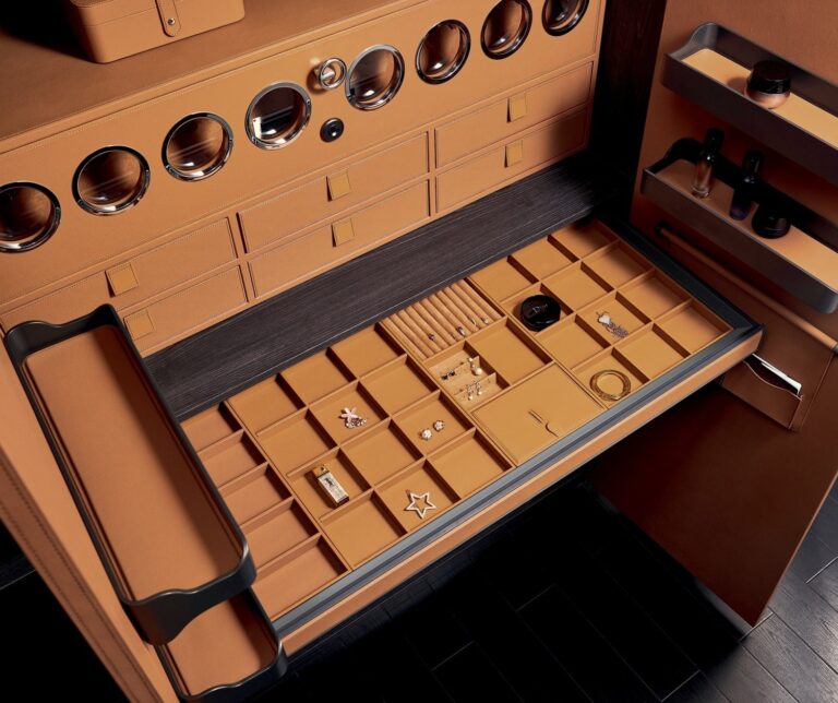 Multifunctional Storage Tray