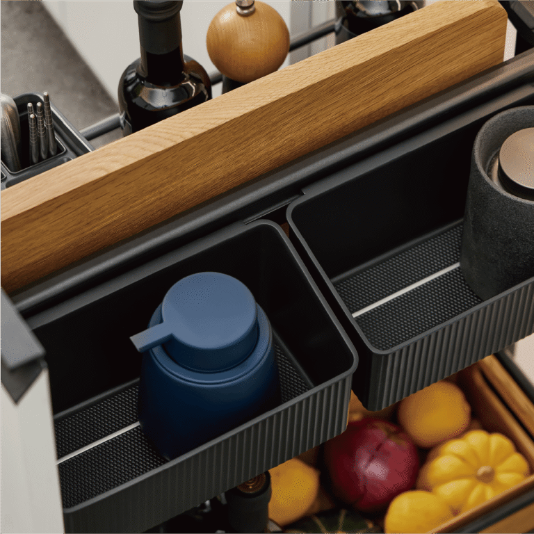 400 Integrated Pull-Out Unit (with Multi-Purpose Storage)