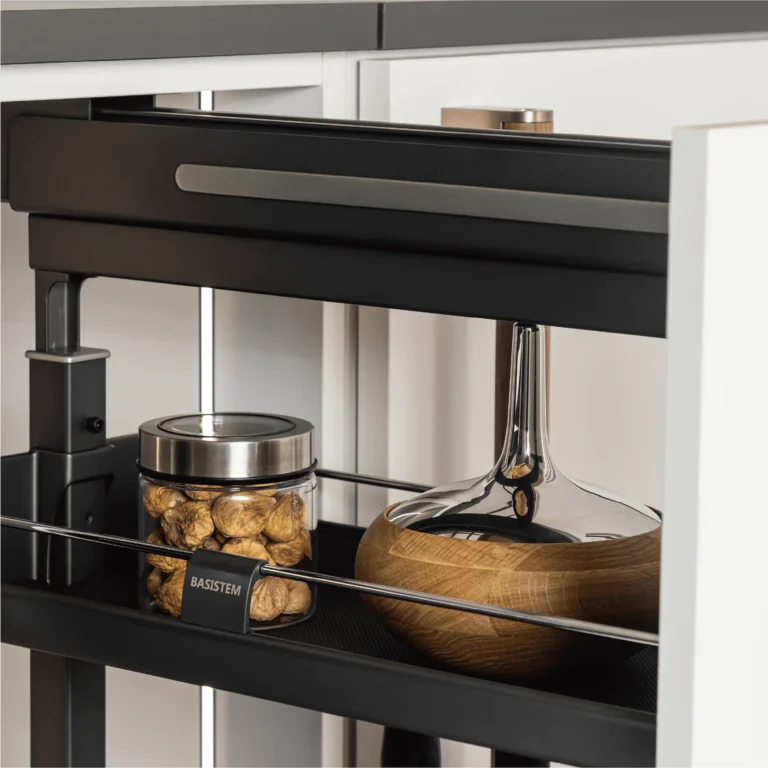 Vertical Pull-Out Pantry