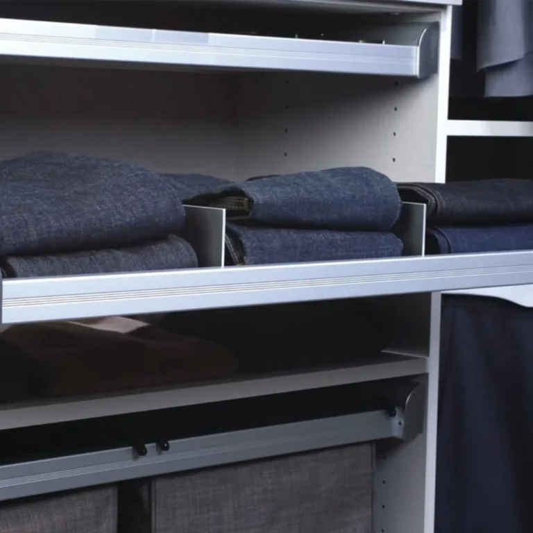 Pull-Out Shelf