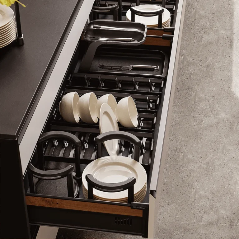 Adjustable Plate Organizer