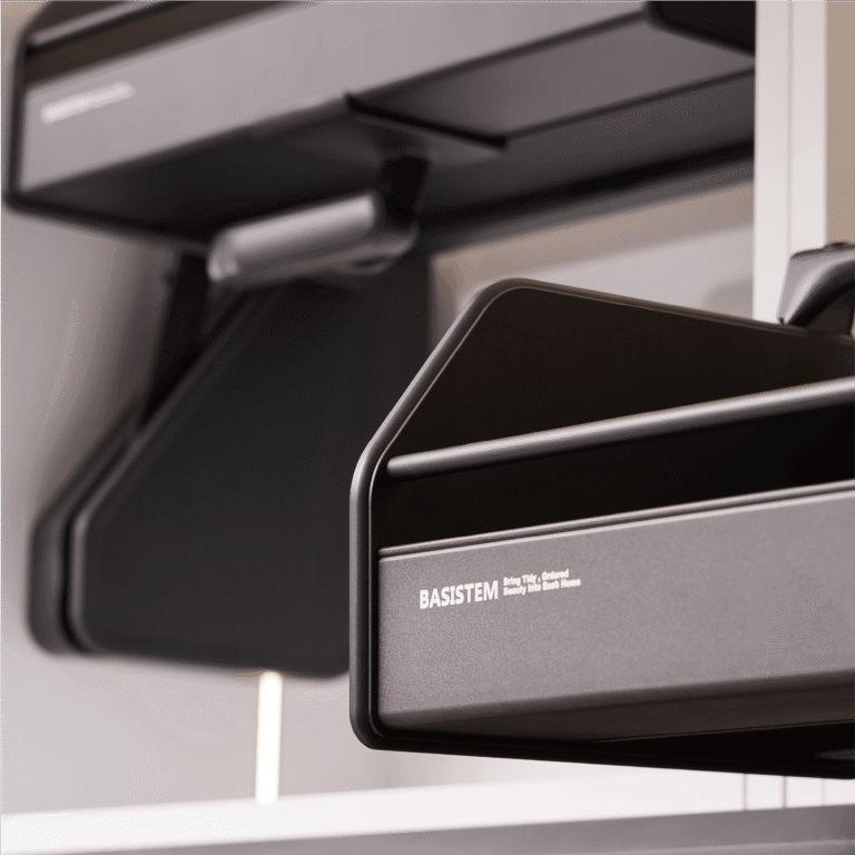Single-Layer Pull-Down Basket For Overhead Cabinet