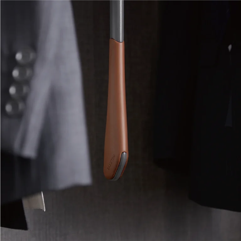 Pull-Down Wardrobe Rail